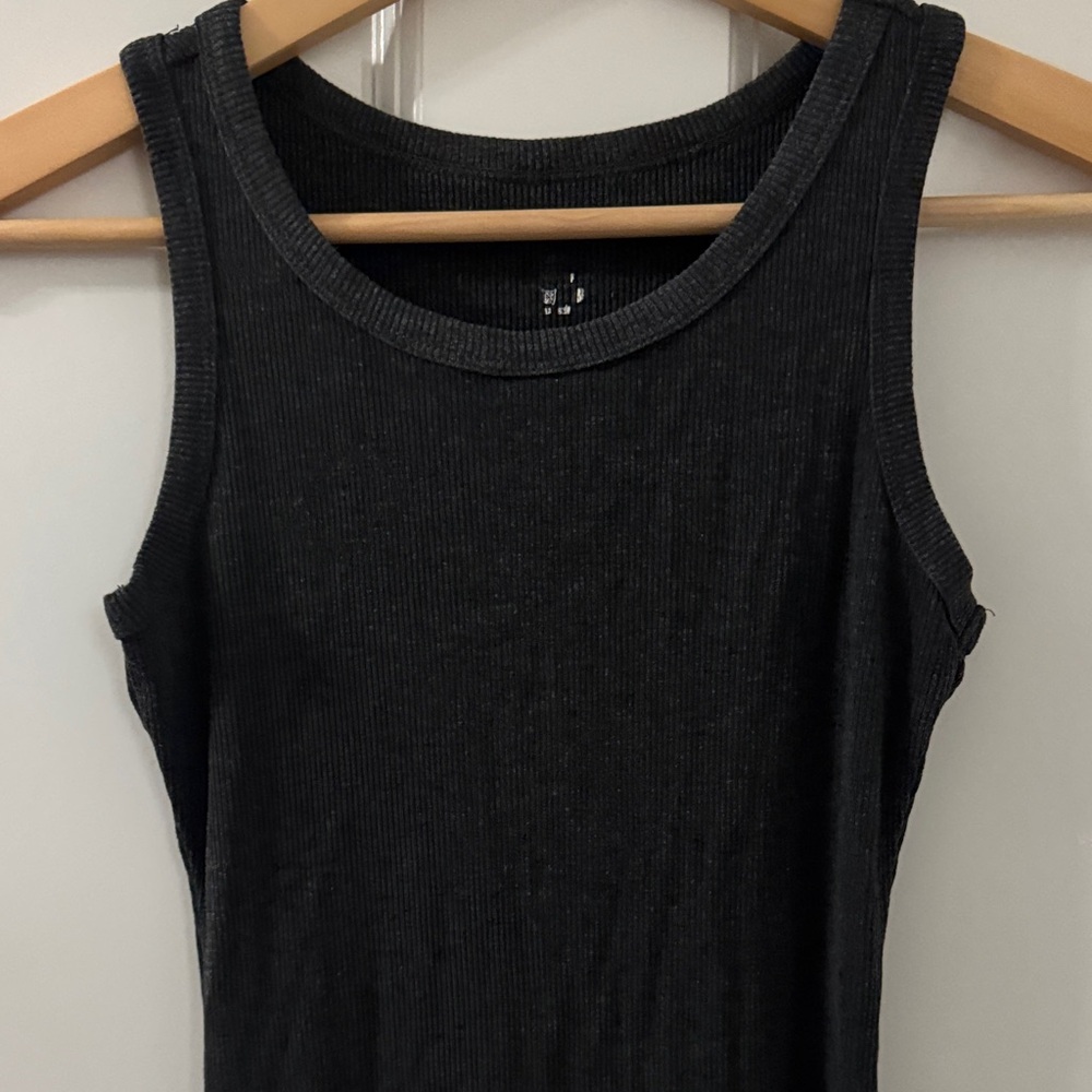 Dark Gray Ribbed Midi Dress - Picture 2 of 5